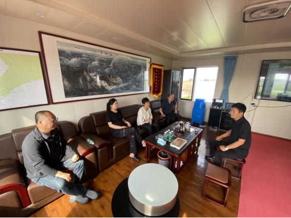 盤錦市漁業(yè)協(xié)會(huì)配合大洼區(qū)農(nóng)業(yè)農(nóng)村局積極協(xié)調(diào)漁民訴求